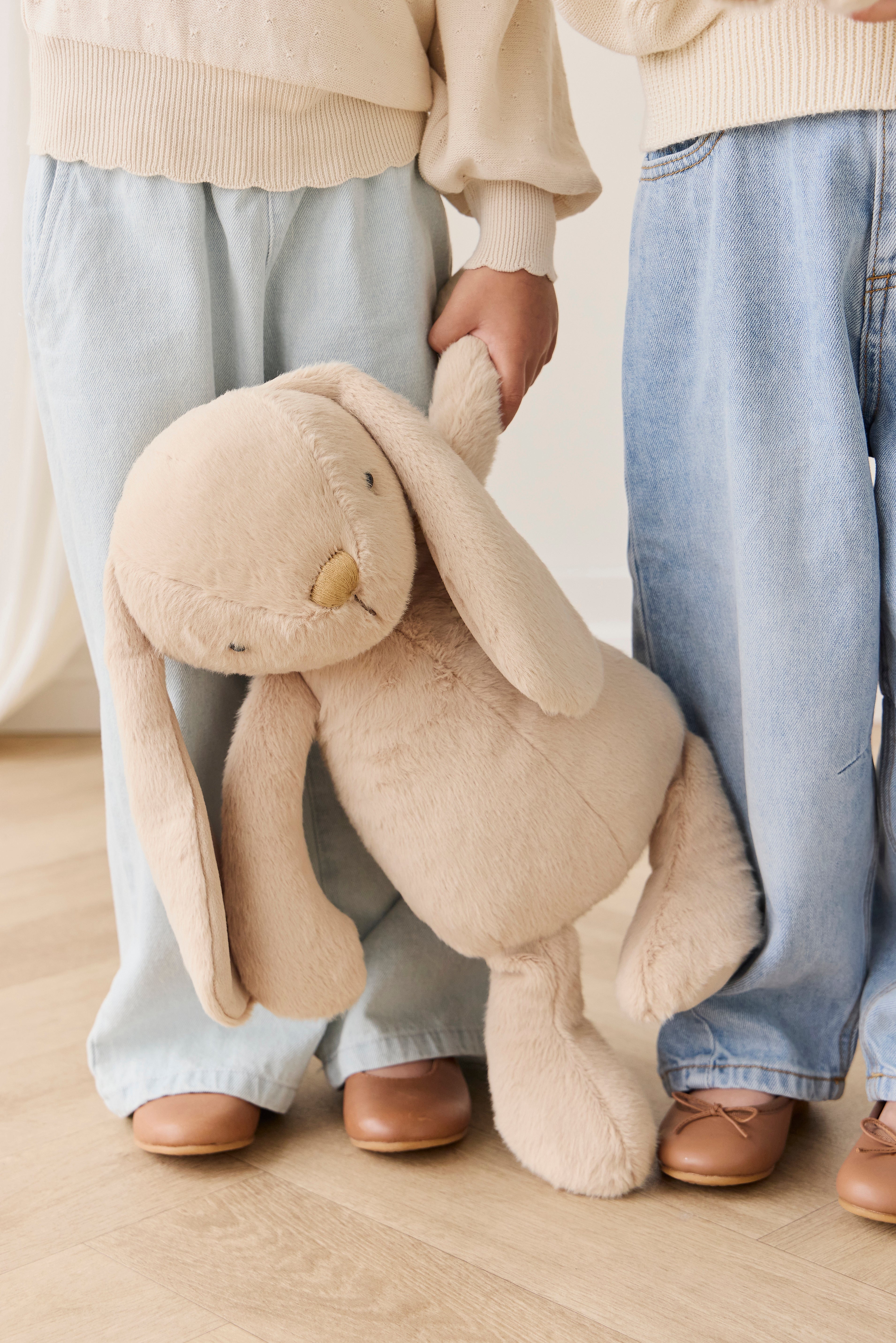 Snuggle Bunnies - Penelope - Caramel - 45CM – Jamie Kay USA