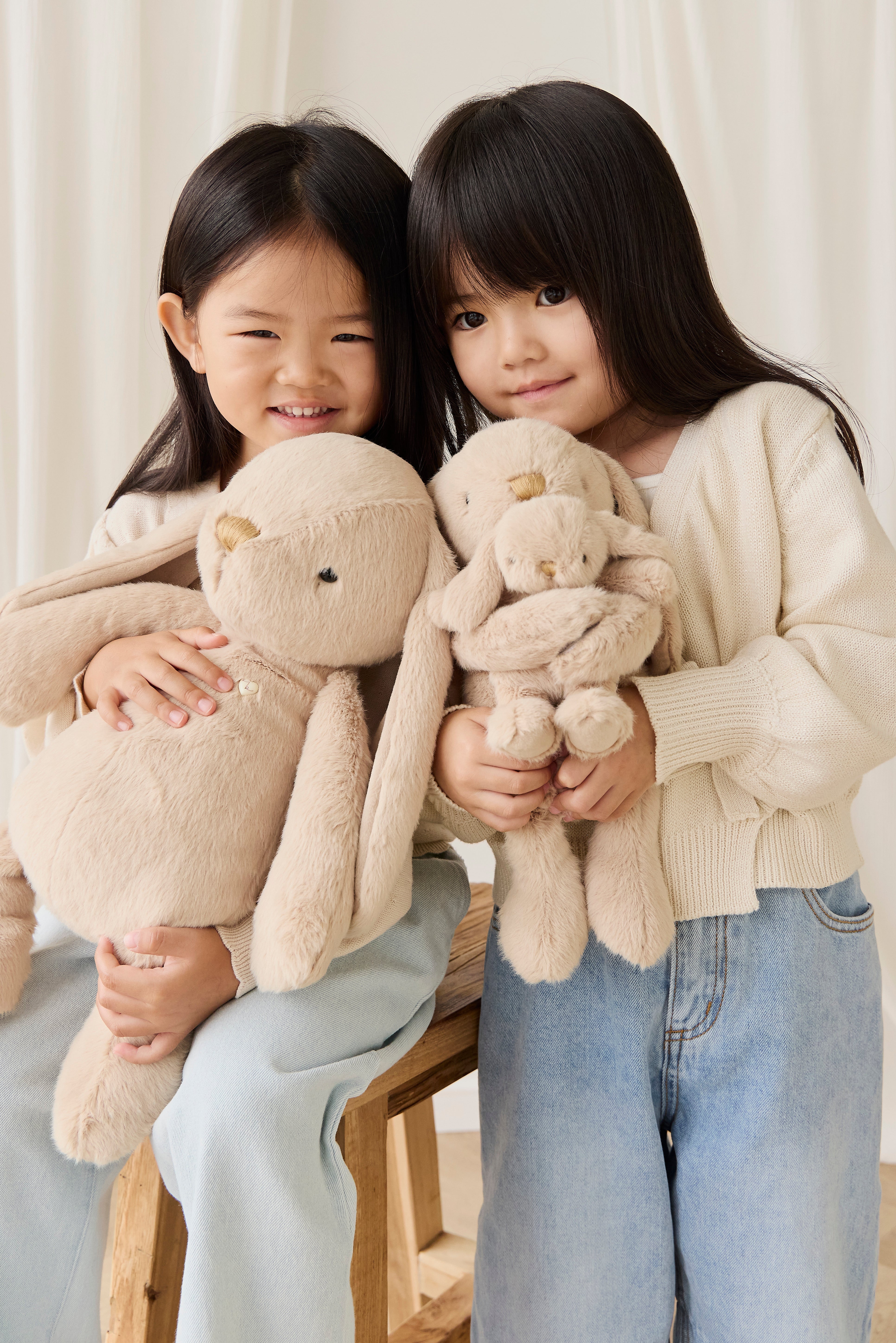 Snuggle Bunnies - Frankie the Hugging Bunny - Caramel – Jamie Kay USA