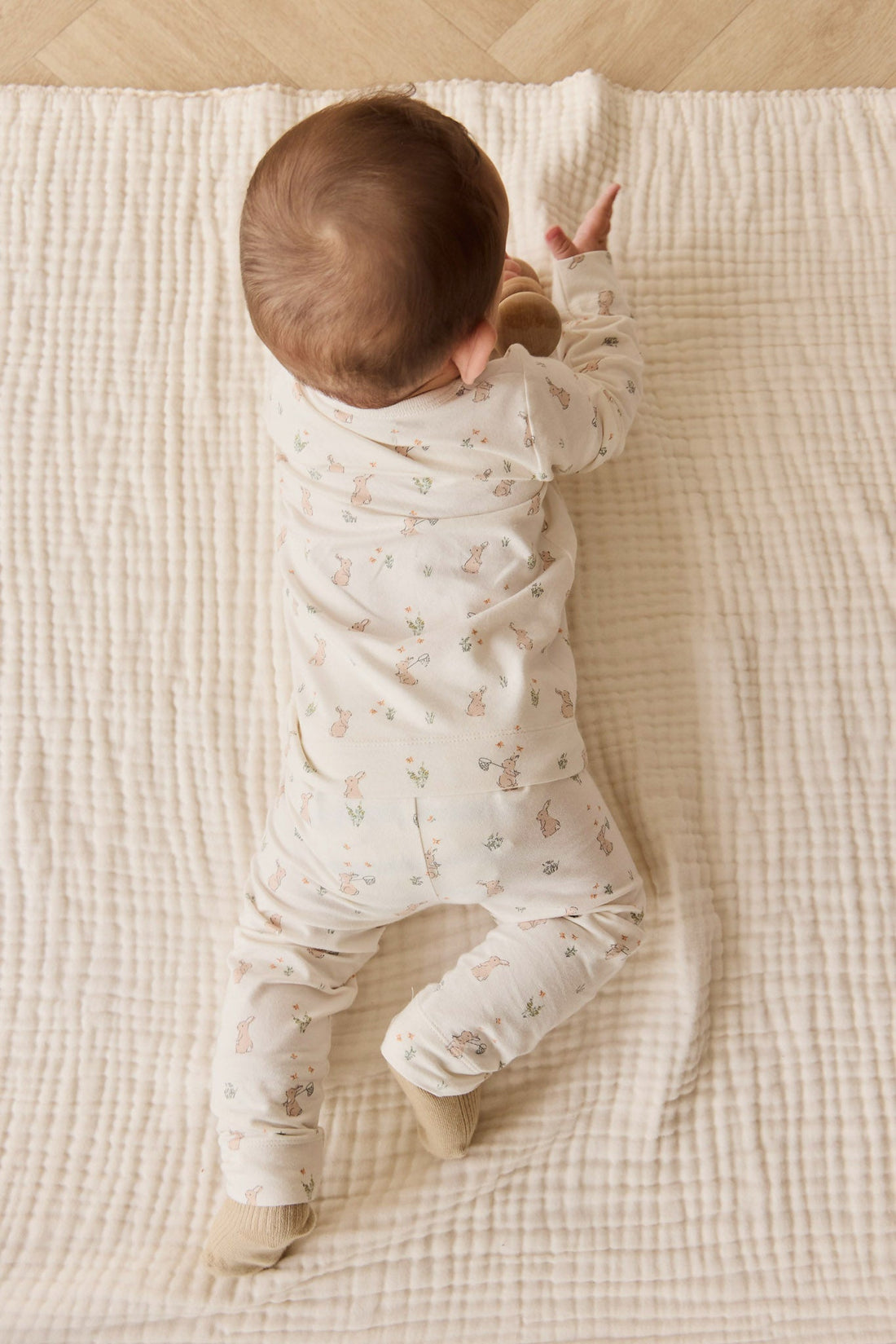 Organic Cotton Jarrah Long Sleeve Pyjama Set - Lapin Jardin Crisp Childrens Pyjama from Jamie Kay USA