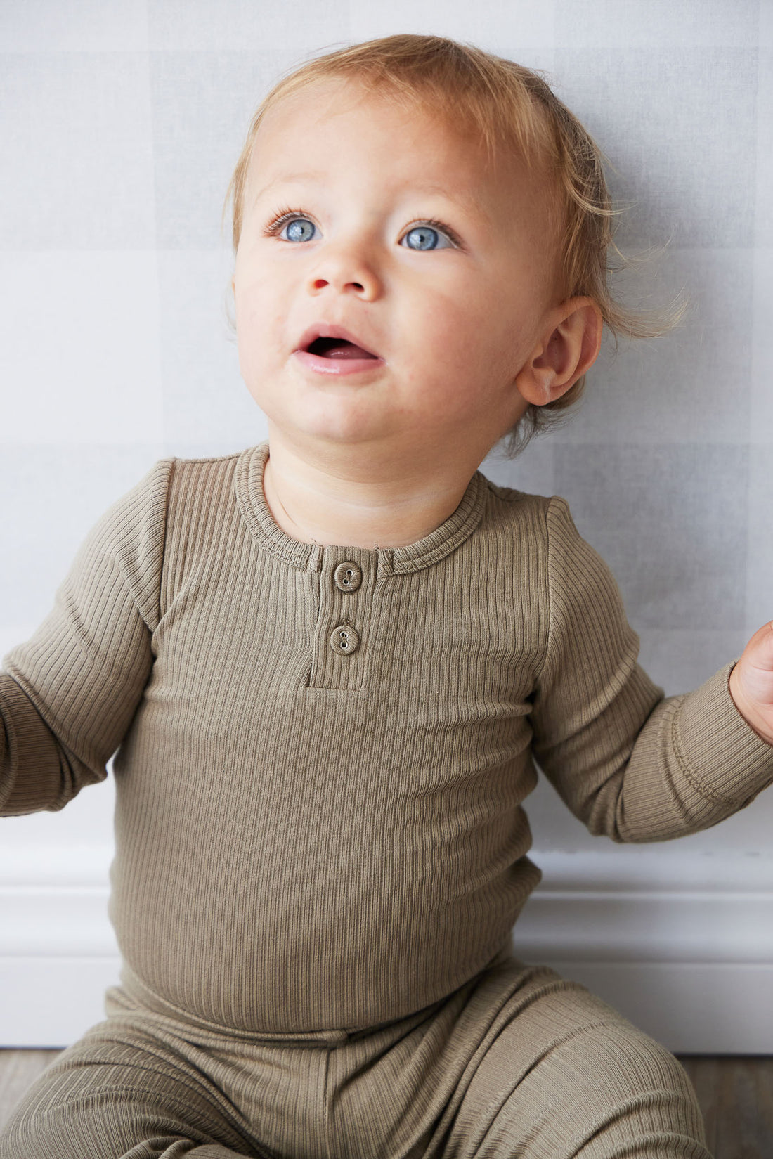 Organic Cotton Modal Long Sleeve Bodysuit - Oak Childrens Bodysuit from Jamie Kay USA