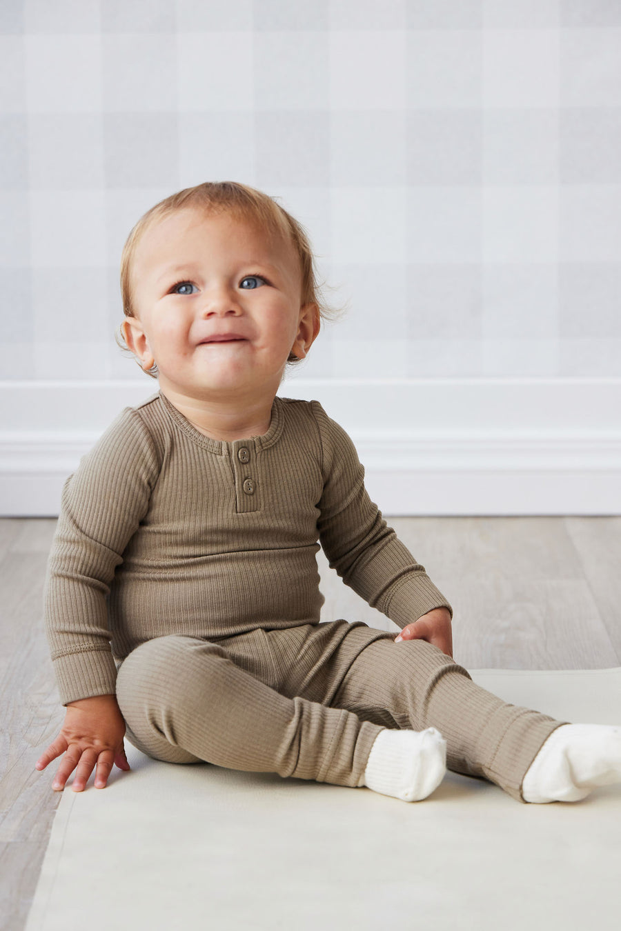 Organic Cotton Modal Long Sleeve Bodysuit - Oak Childrens Bodysuit from Jamie Kay USA