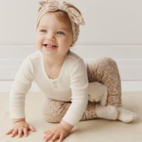 Organic Cotton Everyday Legging - Chloe Egret Childrens Legging from Jamie Kay USA