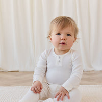 Organic Cotton Modal Long Sleeve Bodysuit - Milk Childrens Bodysuit from Jamie Kay USA