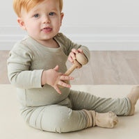 Organic Cotton Everyday Legging - Fresh Apples Abbey Stone Childrens Legging from Jamie Kay USA