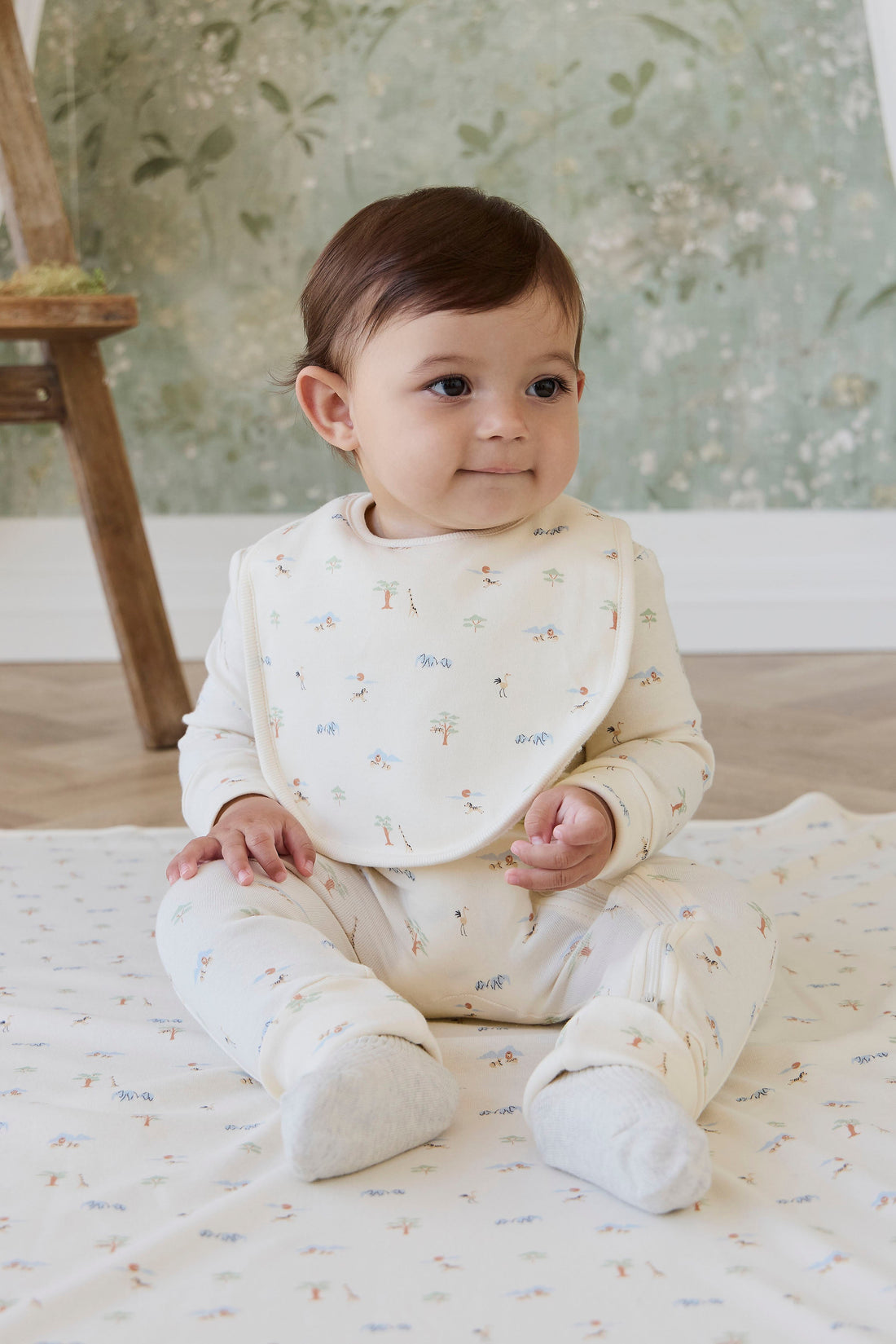 Organic Cotton Bib - Savannah Animals Tofu Childrens Bib from Jamie Kay USA