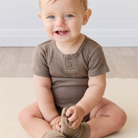 Organic Cotton Modal Darcy Rib Tee Bodysuit - Brownie Marle Childrens Bodysuit from Jamie Kay USA