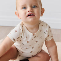 Organic Cotton Hudson Short Sleeve Bodysuit - Foraging Friends Childrens Bodysuit from Jamie Kay USA