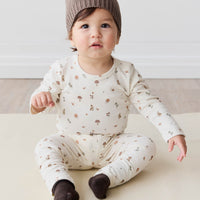 Organic Cotton Everyday Legging - Foraging Friends Childrens Legging from Jamie Kay USA