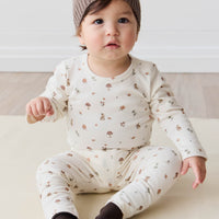 Organic Cotton Everyday Legging - Foraging Friends Childrens Legging from Jamie Kay USA