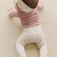 Organic Cotton Everyday Legging - Emilia Egret Childrens Legging from Jamie Kay USA