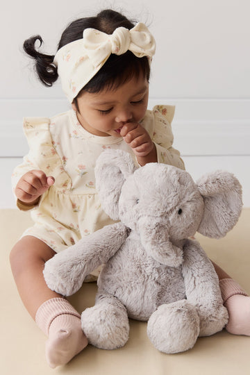 Snuggle Bunnies - Olive The Elephant Childrens Toy from Jamie Kay USA