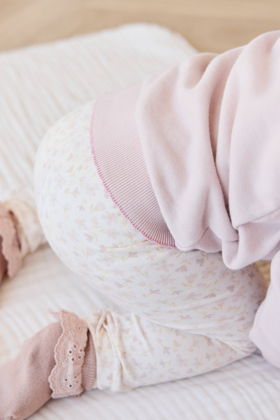 Organic Cotton Everyday Legging - Aries Mauve Childrens Legging from Jamie Kay USA