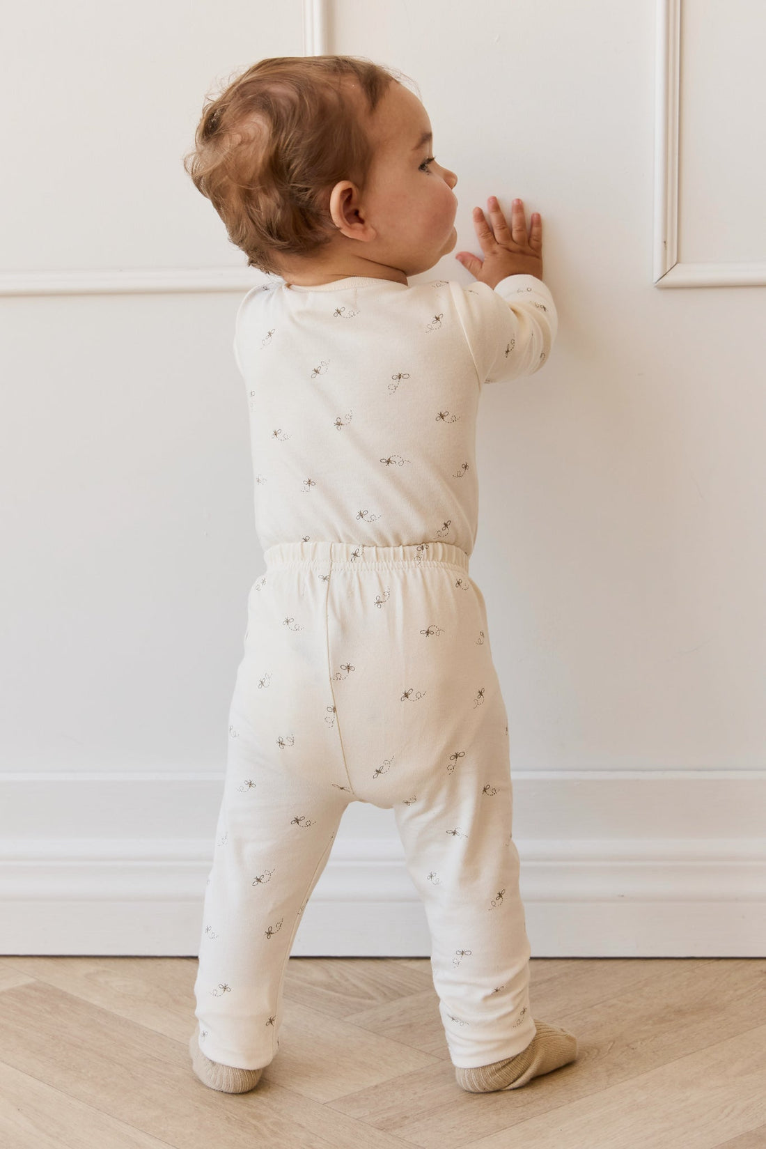 Organic Cotton Fernley Bodysuit - Bumblebees Childrens Bodysuit from Jamie Kay USA