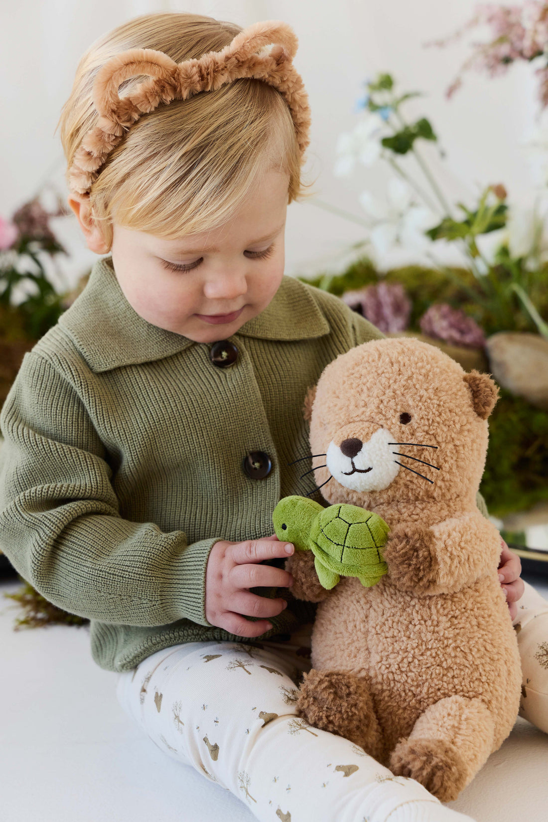Snuggle Bunnies - Ollie the Otter - Cocoa Childrens Toys from Jamie Kay USA