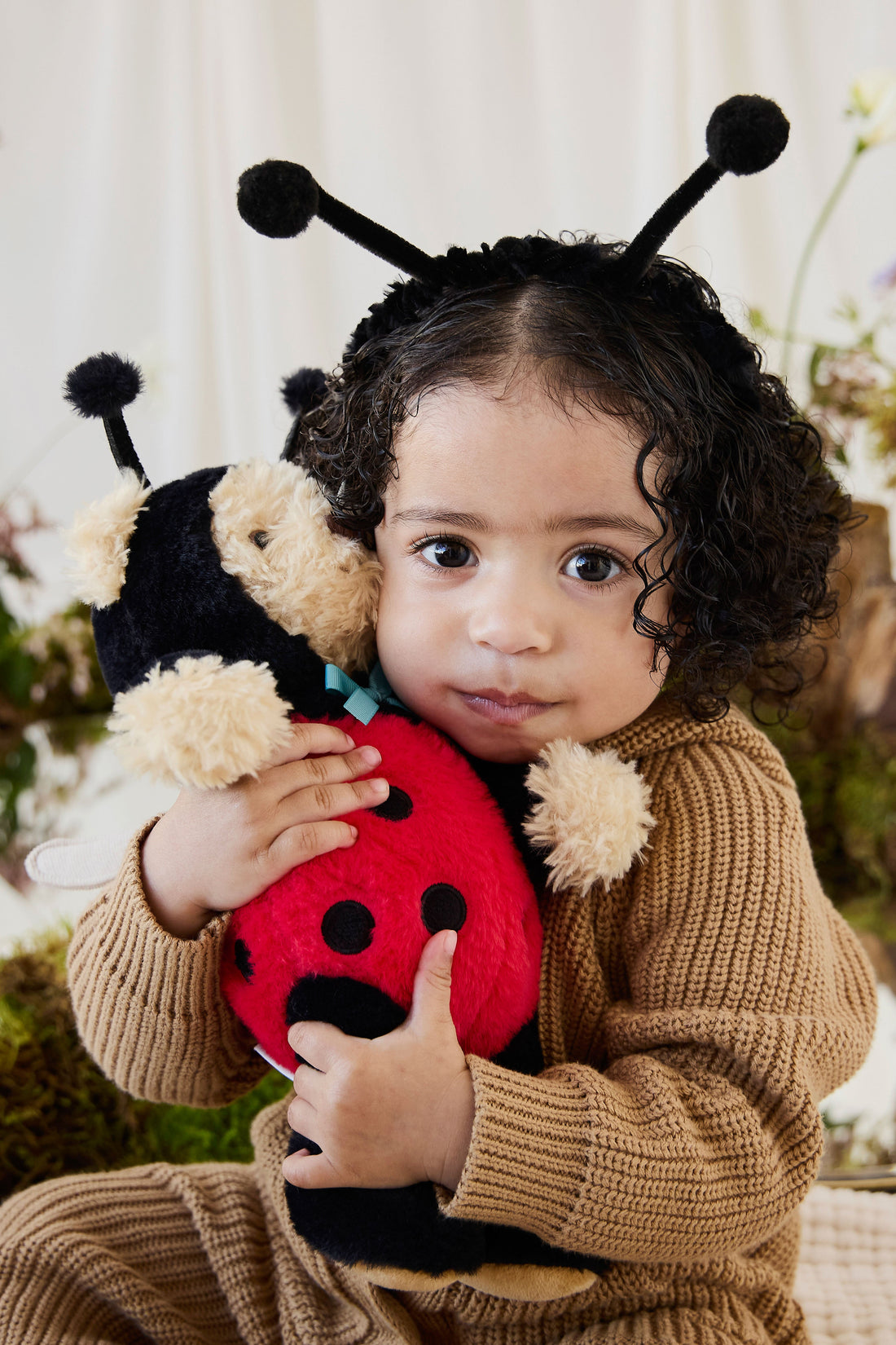 Snuggle Bunnies - Arthur the Bear - Lovebug Childrens Toys from Jamie Kay USA
