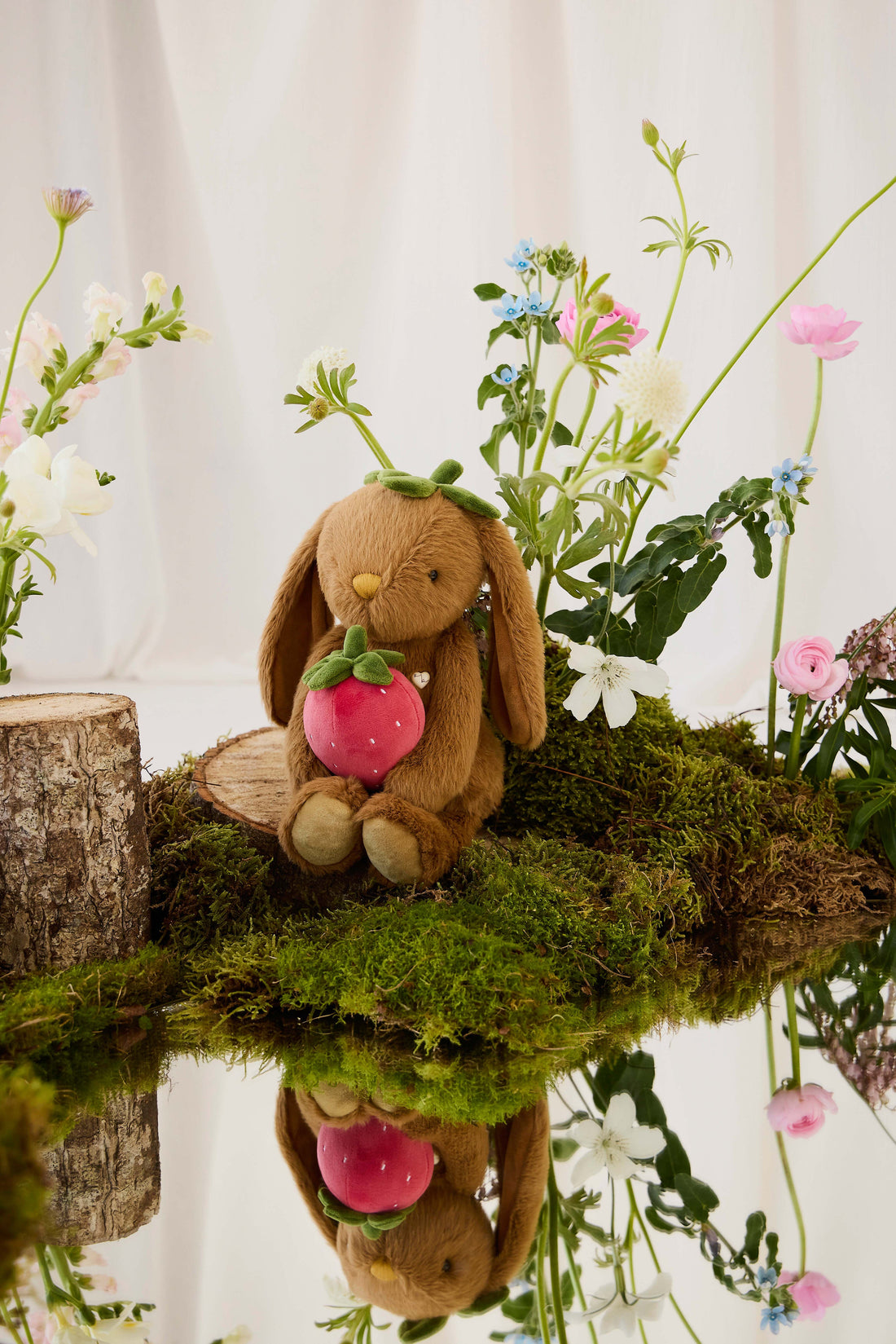 Snuggle Bunnies - Strawberry Penelope - Oak Childrens Toys from Jamie Kay USA