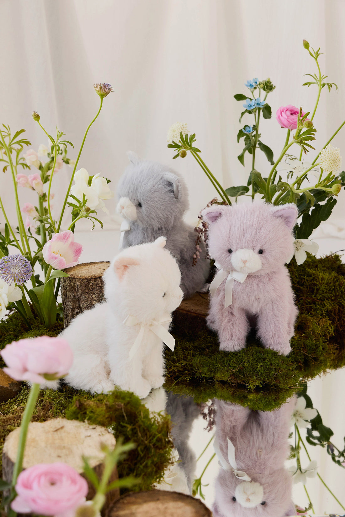 Snuggle Bunnies - Moon the Kitty - Snow Childrens Toys from Jamie Kay USA
