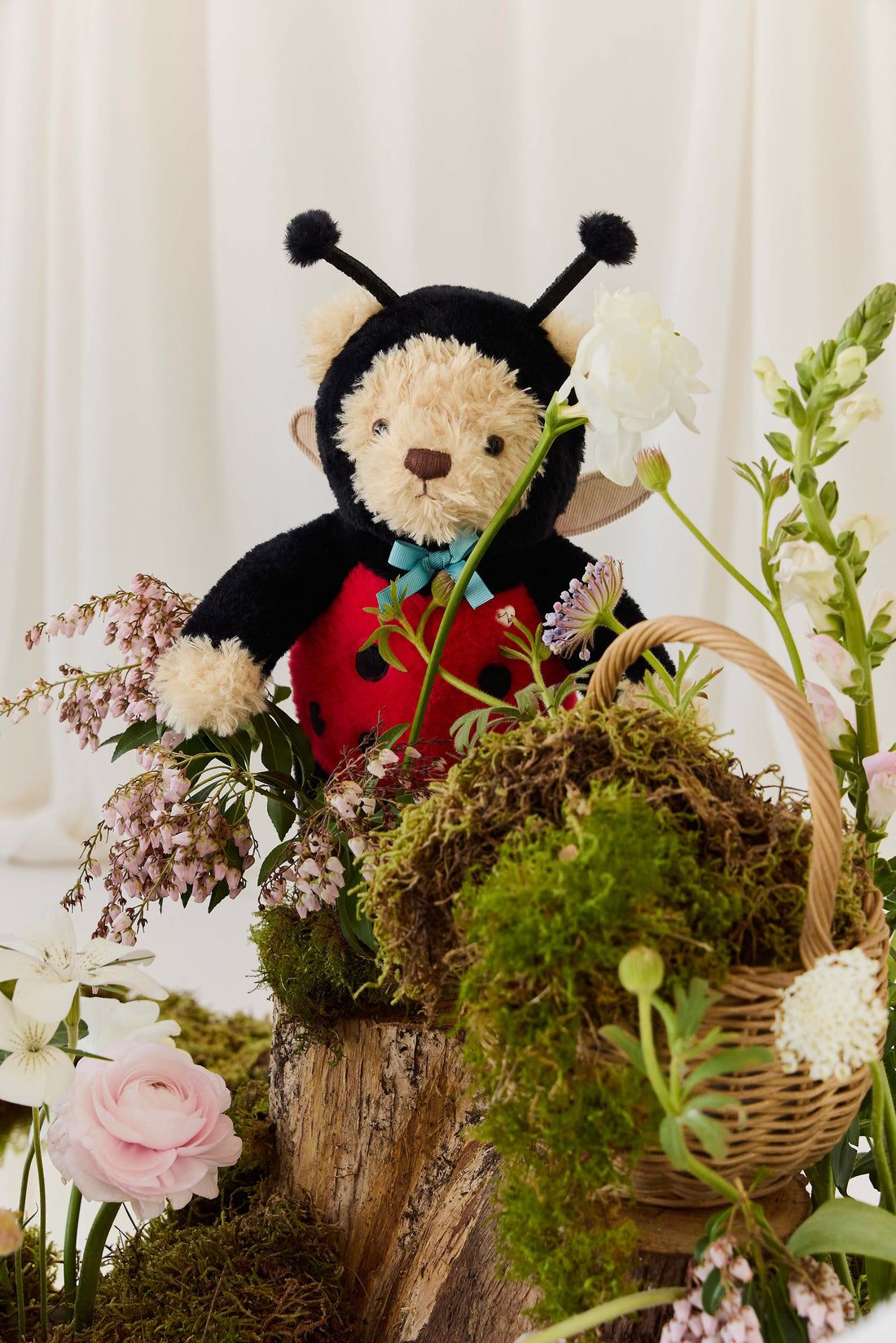 Snuggle Bunnies - Arthur the Bear - Lovebug Childrens Toys from Jamie Kay USA