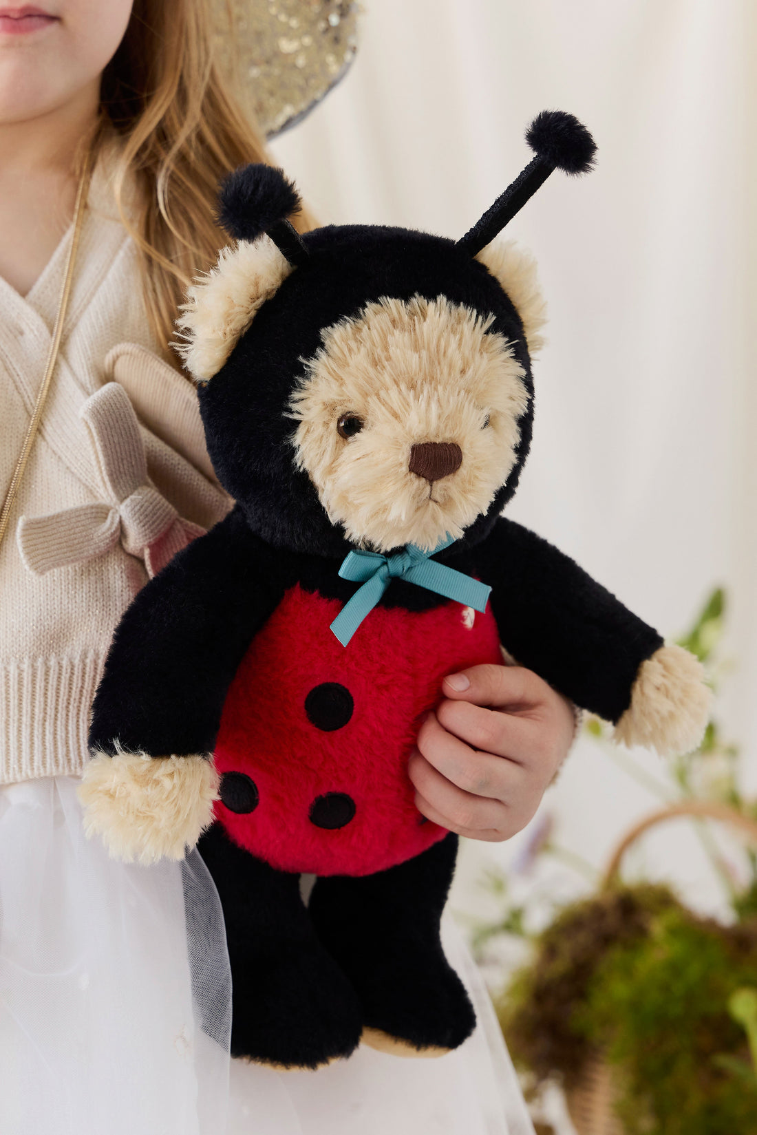 Snuggle Bunnies - Arthur the Bear - Lovebug Childrens Toys from Jamie Kay USA