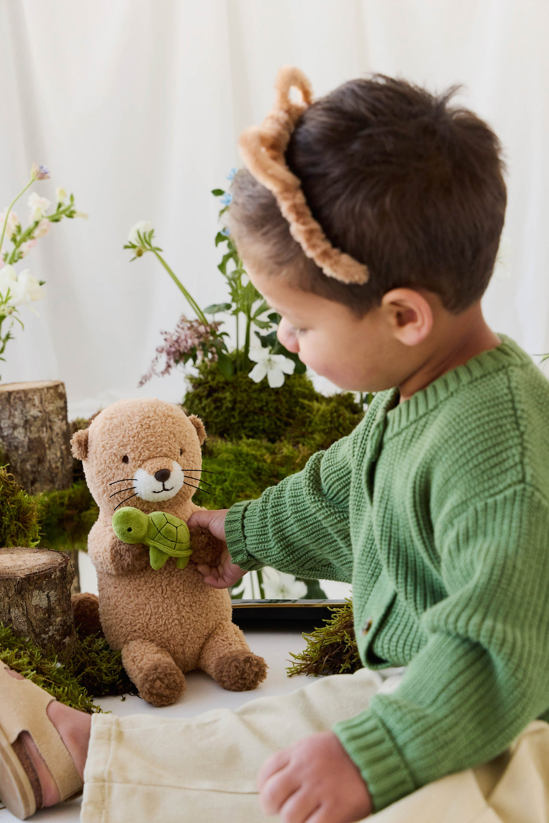 Snuggle Bunnies - Ollie the Otter - Cocoa Childrens Toys from Jamie Kay USA