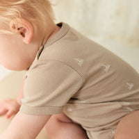 Organic Cotton Hudson Short Sleeve Bodysuit - Set Sail Vintage Taupe Childrens Bodysuit from Jamie Kay USA