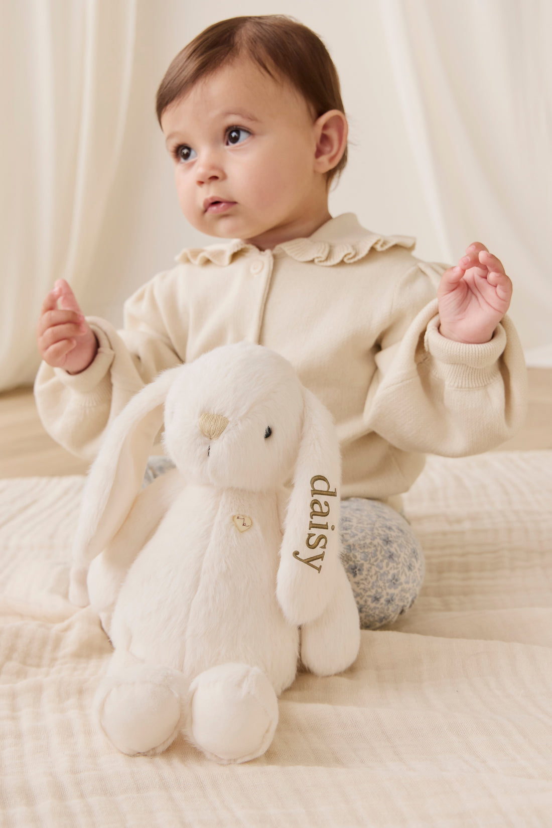 Snuggle Bunnies - Penelope - Marshmallow β Jamie Kay USA