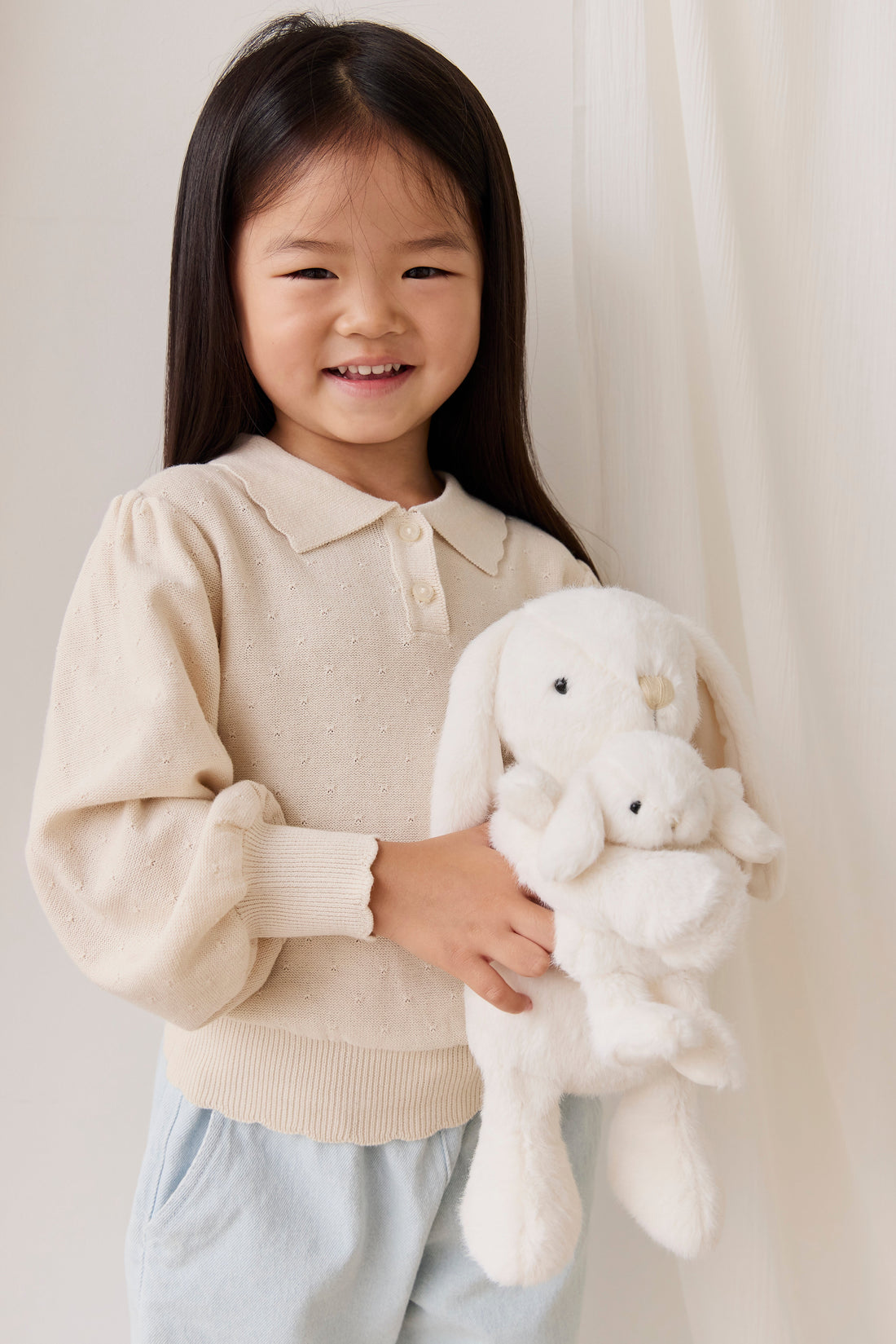 Snuggle Bunnies - Frankie the Hugging Bunny - Marshmallow Childrens Toy from Jamie Kay USA