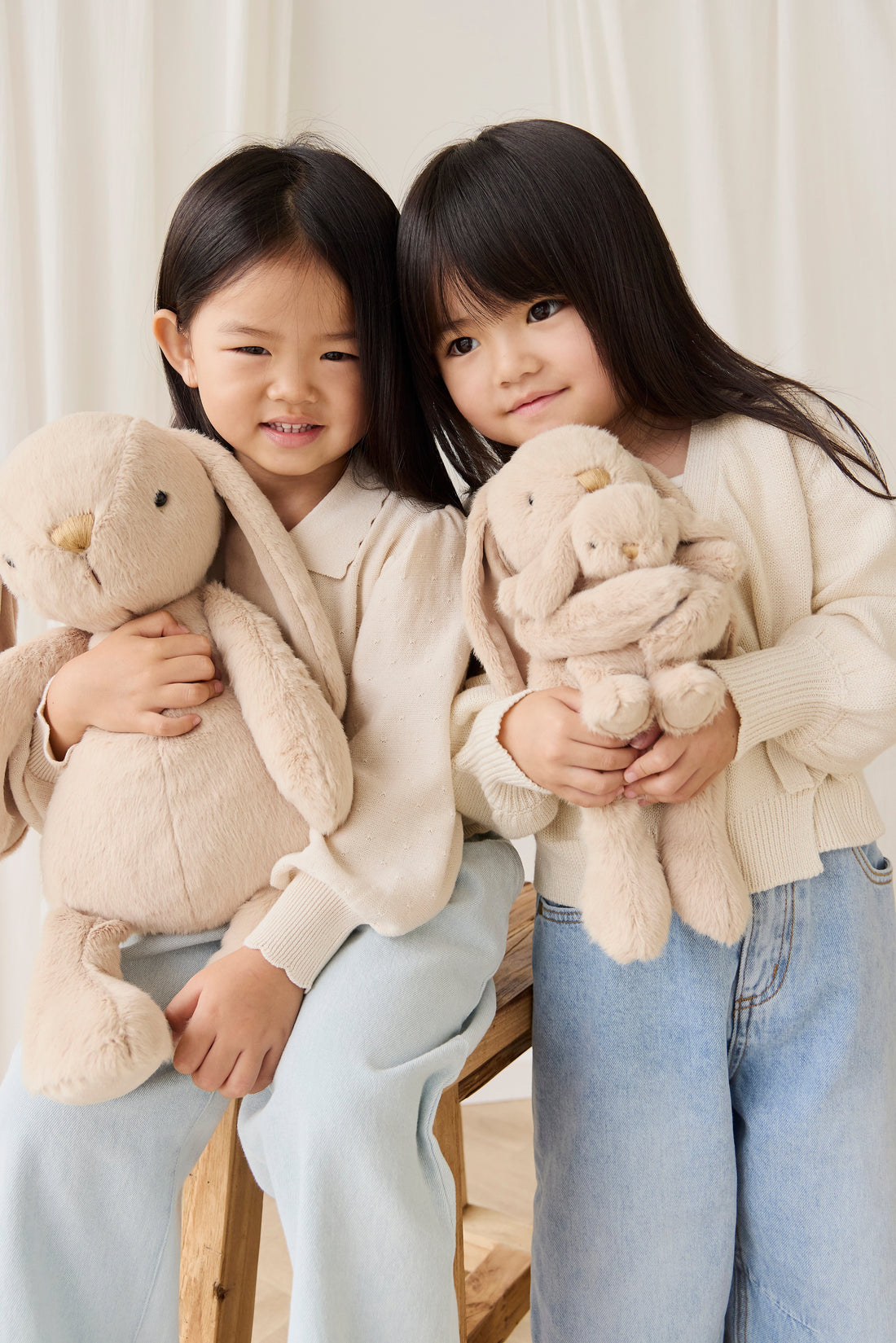 Snuggle Bunnies - Frankie the Hugging Bunny - Caramel Childrens Toy from Jamie Kay USA