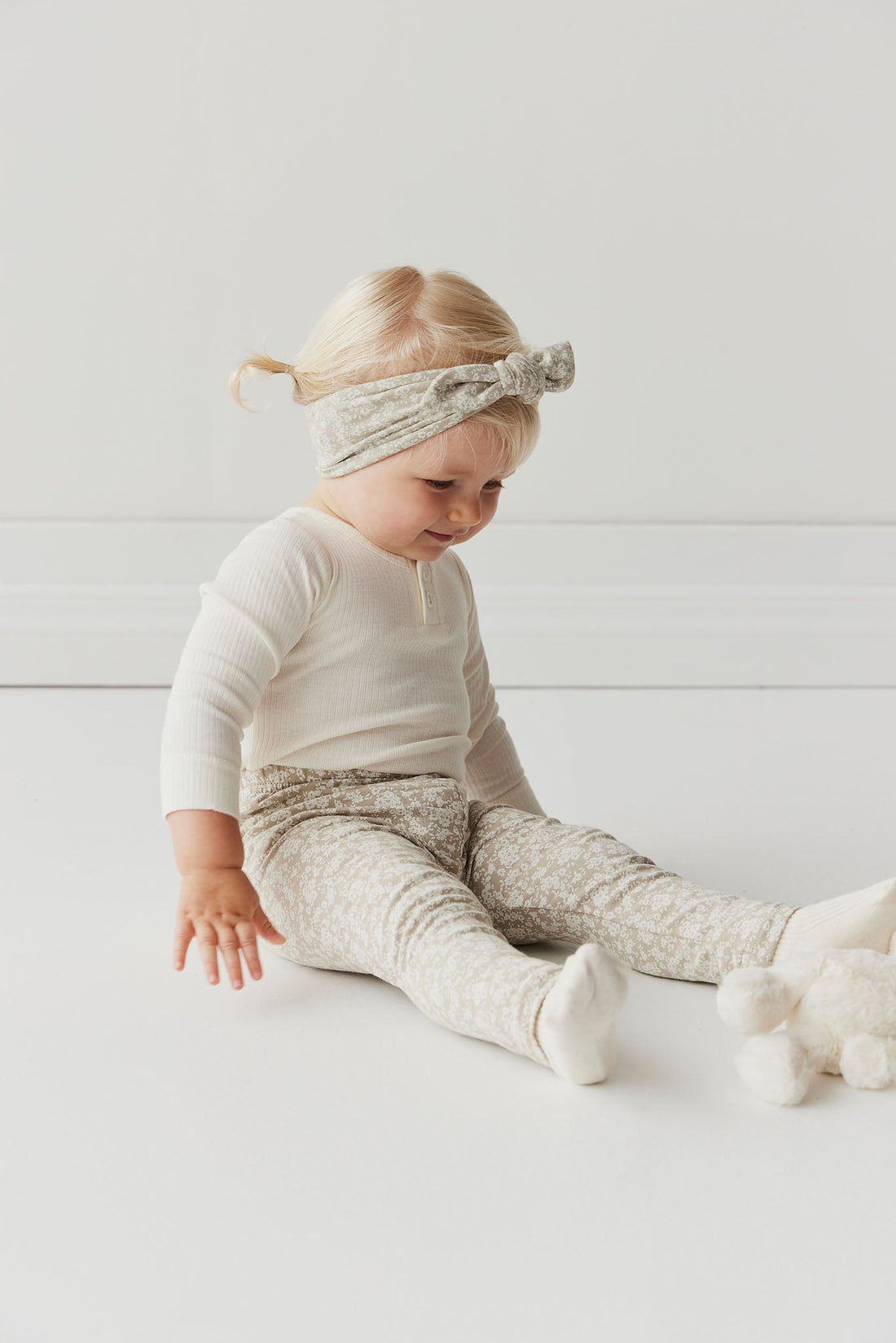 Organic Cotton Everyday Legging - Sadie Honeydew Childrens Legging from Jamie Kay USA