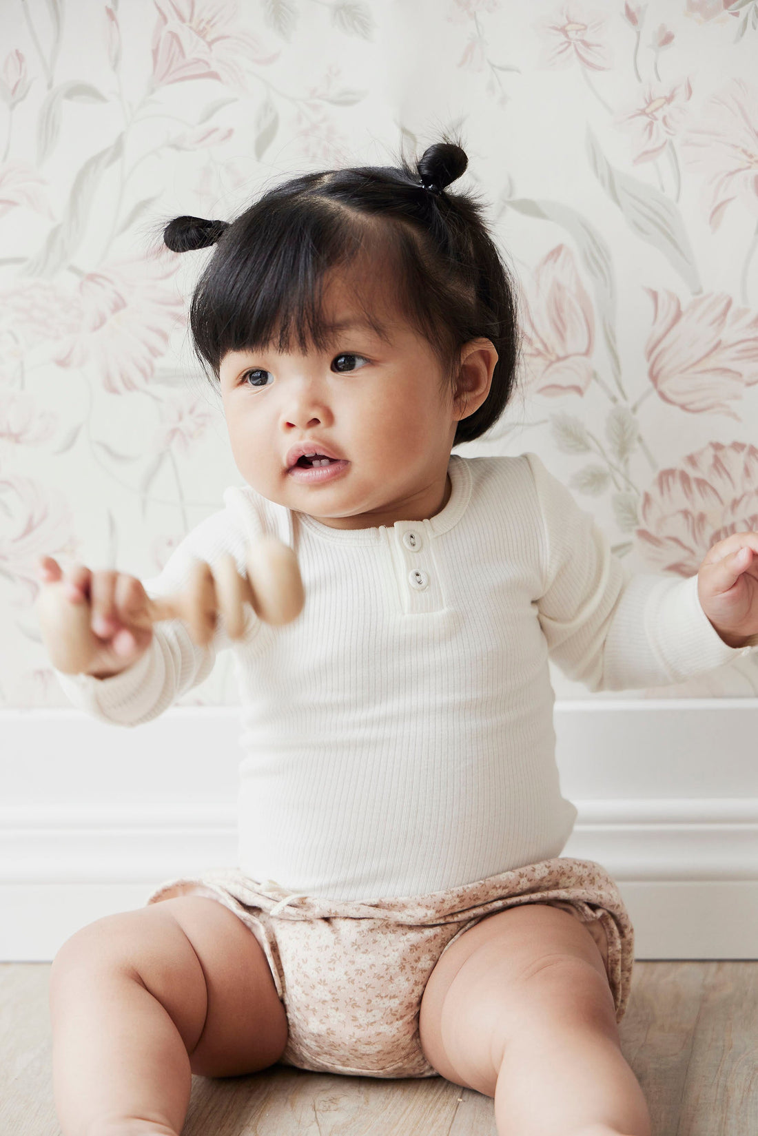 Organic Cotton Fine Rib Long Sleeve Bodysuit - Milk Childrens Bodysuit from Jamie Kay USA